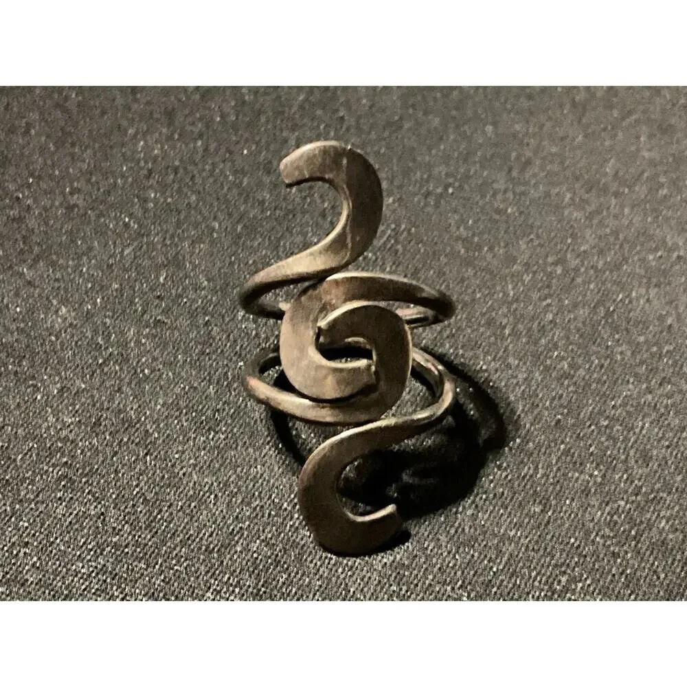 925 Artizan Made Swirl Knuckle Ring Size 8 W/ Patina